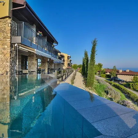 Boutique By Blacksearama Golf, Small Luxury Of The World מלון 5*
